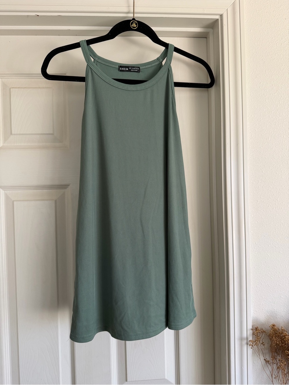 SHEIN Ribbed Halter Tank Top